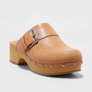 NWT Universal Thread Tan Leather Buckle Clog
